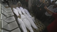 Tujuh jenazah ditemukan di reruntuhan rumah keluarga Zanon.  