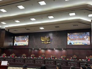 MK Kabulkan Sebagian Gugatan Mahasiswa Unsa soal Batas Usia Capres-Cawapres