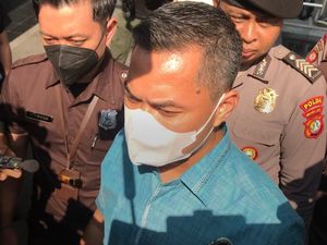 Suami Zaskia Gotik Irit Bicara Seusai Diperiksa soal Dugaan Korupsi