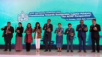 Perhelatan ekonomi di pulau dewata itu mengusung tema Transitioning Towards Sustainable Capital Markets: The ACMF Perspective. 