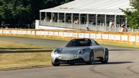 Selain AIM EV Micro 01, AIM juga akan memamerkan mobil sport AIM EV Sport 01. Mobil ini telah ditampilkan di Goodwood Festival of Speed Inggris. Mobil ini bisa akselerasi  dari 0 hingga 100 km/jam dalam 3,1 detik dan mencapai kecepatan tertinggi 300 km/jam. Foto: Response