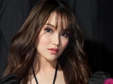 Di Balik Makeup Cantik Ayu Ting Ting Ada Wudhu yang Dijaga