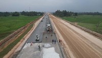 Pembangunan jalan tol ini mencatatkan progres yang cukup baik, dimana per 12 Oktober 2023, konstruksi pembangunan proyek ini mencapai 39,24% atau lebih cepat rencana yakni 37,73%. Sementara pengadaan lahan yang terus berproses, kini mencapai 91,62% (terhadap bidang).  