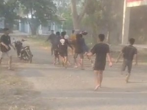 2 Kelompok Pemuda Tawuran di Depan Stadion Pinrang gegara Kalah Main Basket