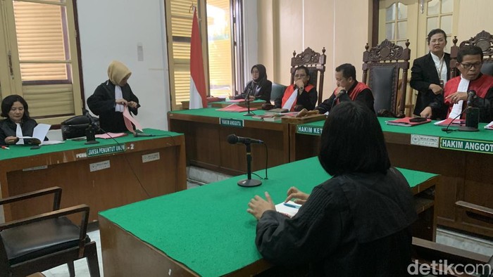 Foto: Sidang tuntutan pria bawa dan jual sabu 3 kg lebih (Raja Malo Sinaga/detikSumut)