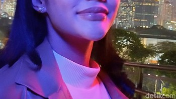 Hasil menggunakan trik pencahayaan dari wallpaper warna di HP. Foto: Adi Fida Rahman/detikINET