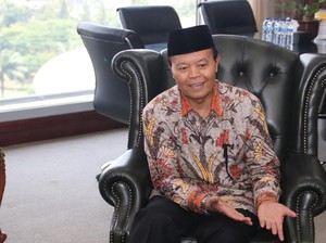 Sesalkan Putusan MK Terkait Usia Cawapres, HNW: Ini Jelas Tak Konsisten