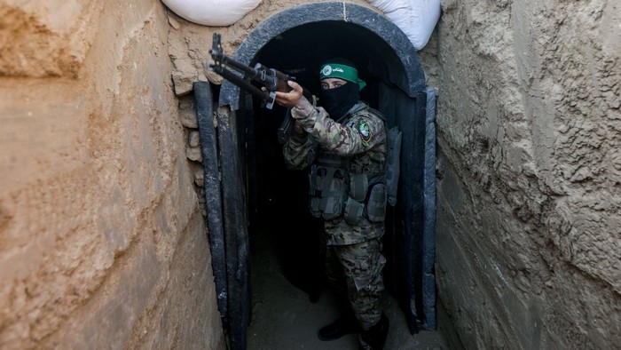 Israel sasar labirin terowongan Hamas di bawah jalur Gaza