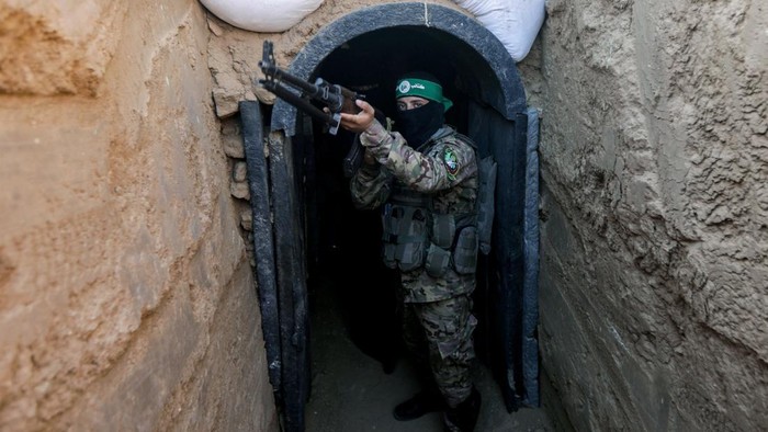 Israel sasar labirin terowongan Hamas di bawah jalur Gaza
