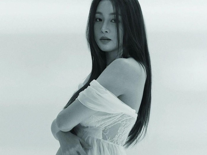 Kang Sora hamil anak kedua.