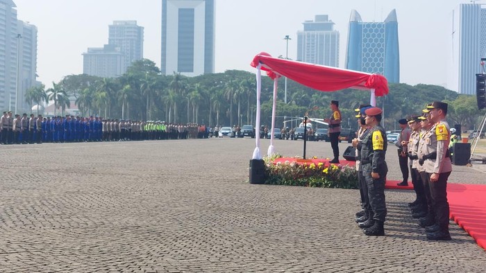 Kapolri pimpin apel pasukan mantap brata 2023-2024
