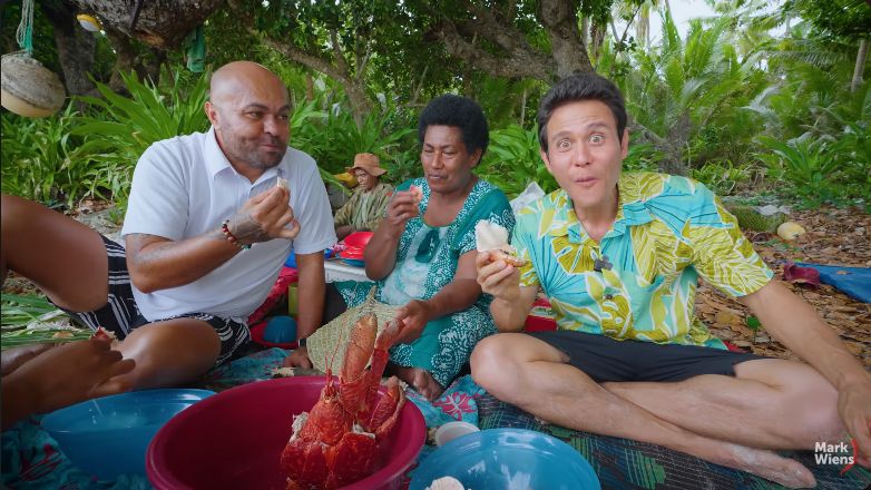 Kepiting kelapa atau kepiting kenari yang ukurannya jumbo