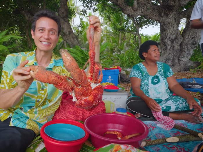 Kepiting kelapa atau kepiting kenari yang ukurannya jumbo