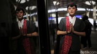 Setelah operasional berbayar diterapkan, terdapat total 14 perjalanan Kereta Cepat Whoosh per hari dengan rincian 7 perjalanan dari stasiun Halim dan 7 perjalanan dari stasiun Tegalluar.  