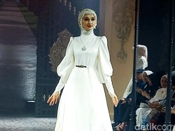 Foto 12 Koleksi Busana Ayu Dyah Andari x Putri Zulhas: Rose & Beyond