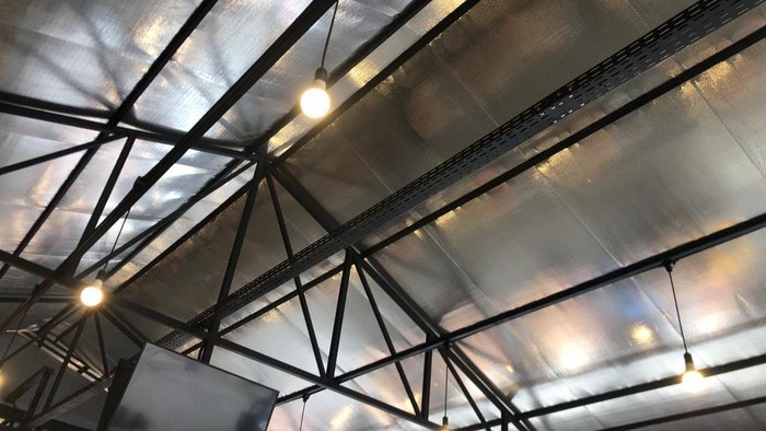Lapisan Aluminium Foil Pada Atap