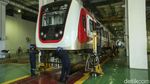 Mengintip Perawatan LRT Jakarta