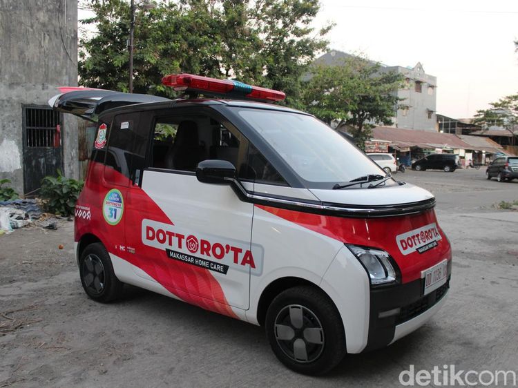 Melihat Mobil Dottorota Makassar yang Layani Kesehatan Warga di Lorong