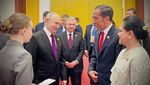 Momen Akrab Jokowi-Iriana dan Putin di Beijing