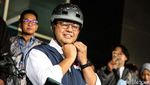 Naik Sepeda, Anies Cek Kesehatan untuk Daftar Capres di RS Fatmawati