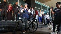 Sebelumnya, bakal cawapres Anies, Muhaimin Iskandar alias Cak Imin sudah menjalani pemeriksaan kesehatan di RS Fatmawati. 