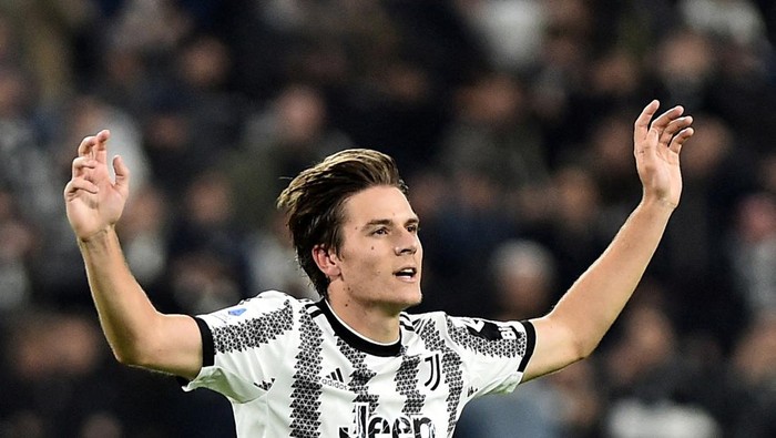 FILE PHOTO: Soccer Football - Serie A - Juventus v Inter Milan - Allianz Stadium, Turin, Italy - November 6, 2022 Juventus Nicolo Fagioli celebrates scoring their second goal REUTERS/Massimo Pinca/File Photo