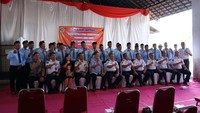 Adapun layanan Bus Harapan Jaya diantaranya AKDP melayani trayek Trenggalek-Blitar - Tulungagung – Surabaya. Bus AKAP melayani trayek rute Jawa – Bandung – Cijabodetabek – Merak – lampung – Palembang. Bus Pariwisata melayani rute Jawa – Sumatera – Bali – Lombok. Harapan Jaya juga menyediakan unit bus angkutan antar jemput karyawan pertambangan spesifikasi tangguh dengan penggerak roda 4x4 maupun 4x2, berstandar keamanan dan keselamatan.  