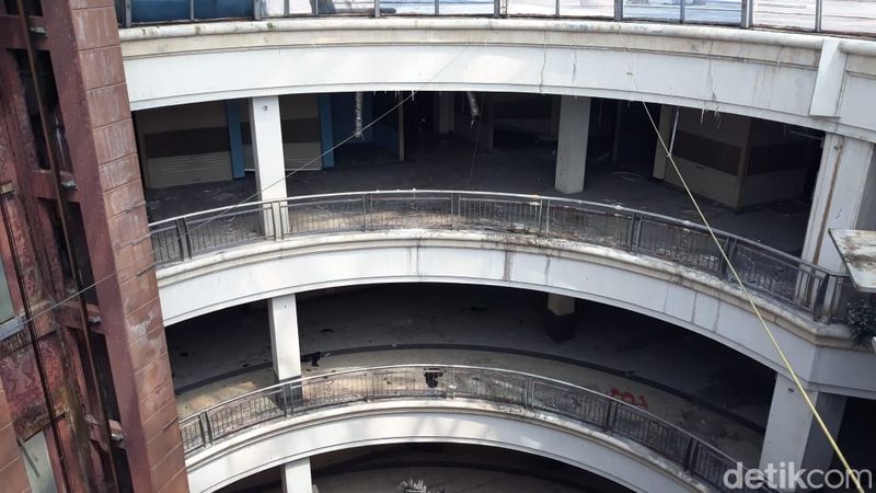 Plaza Serpong