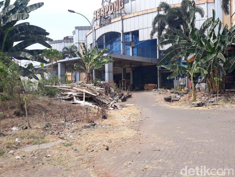 Hii... Begini Penampakan Mal Terbengkalai di BSD