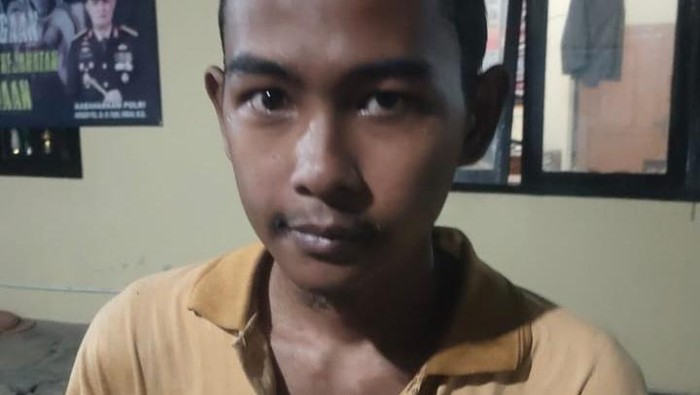 Remaja yang ditemukan linglung di Rongkop, Gunungkidul. Foto diunggah pada Selasa (17/10/2023).