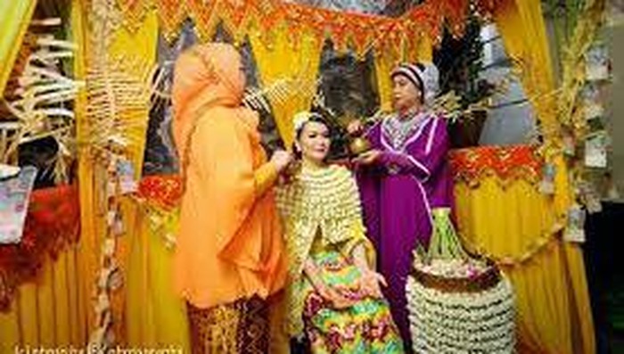 Ritual Bepapai Suku Banjar di Jambi.