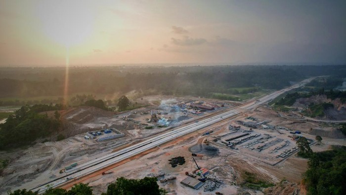 Ruas jalan tol Padang-Sicincin