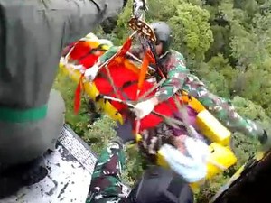 Serda Ahmad Cerita Momen Dramatis Evakuasi Kapolda Jambi di Hutan Kerinci