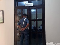 Siswa SMA Mojokerto Sebar Foto Bugil-Setubuhi Pacar Jalani Sidang Perdana