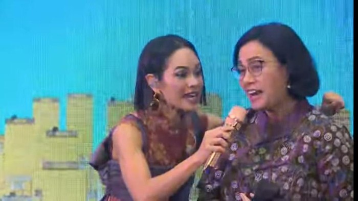 Sri Mulyani Indrawati nyanyi, Basuki Main Drum