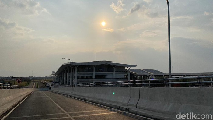 Stasiun Kereta Cepat Tegalluar, Kabupaten Bandung.
