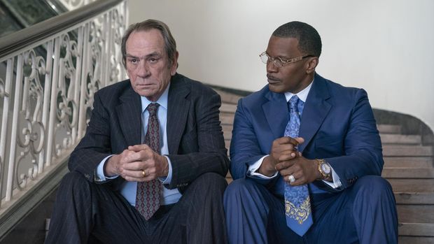 Cuplikan adegan dalam film The Burial (2023).