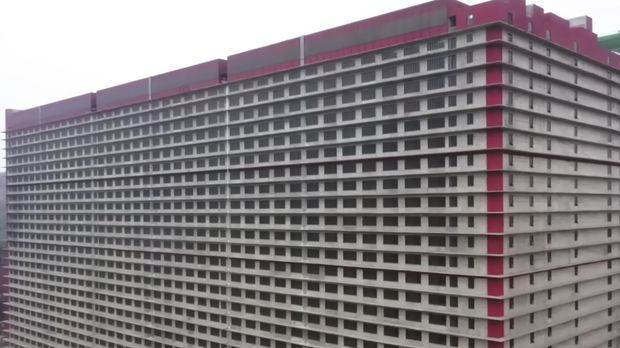 Tiongkok membuka peternakan babi vertikal 26 lantai terbesar di dunia. (Dok. Istimewa)