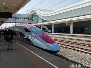 Jadwal Tambahan Kereta Cepat Whoosh hingga 31 Oktober 2023, Cek di Sini!