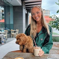 “Aku merasa lebih berdaya. Seks membuatku merasa lebih baik. Itu penting untuk membuatmu merasa baik,” akunya, seperti dikutip dari NY Post. Foto: dok. Instagram/@ anniekknight