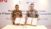 Melalui kerjasama ini, maka IFG sebagai BUMN Holding Asuransi, Penjaminan dan Investasi bersama anggota holdingnya dapat memanfaatkan berbagai layanan perbankan yang dimiliki oleh Bank Mega diantaranya berupa penempatan dana, transaksi obligasi, kustodi, wali amanat, commercial line, kredit sindikasi, transaksi treasury, serta layanan perbankan lainnya. 