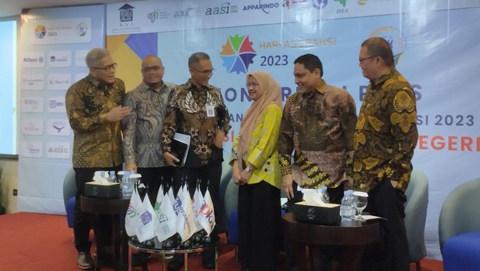 Dewan Asuransi Indonesia (DAI)