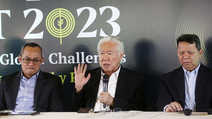Forum Investasi Terbesar Akan Bahas Ketangguhan Indonesia Hadapi Tantangan Global Forum investasi terbesar di tanah air BNI Investor Daily Summit akan kembali digelar di Jakarta pada 24-25 Oktober 2023. Ada yang menarik di forum ini. Apa itu?