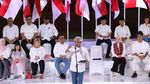 Ganjar-Mahfud MD Kompak Serba Putih di Deklarasi Bakal Capres-Cawapres