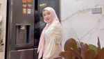 Intip Momen Crazy Rich Aceh Shella Saukia Saat Penuhi Isi Kulkas Dapur!