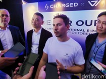 Reaksi Mengejutkan Lorenzo saat Diminta Ngomong Pinjam Dulu Seratus