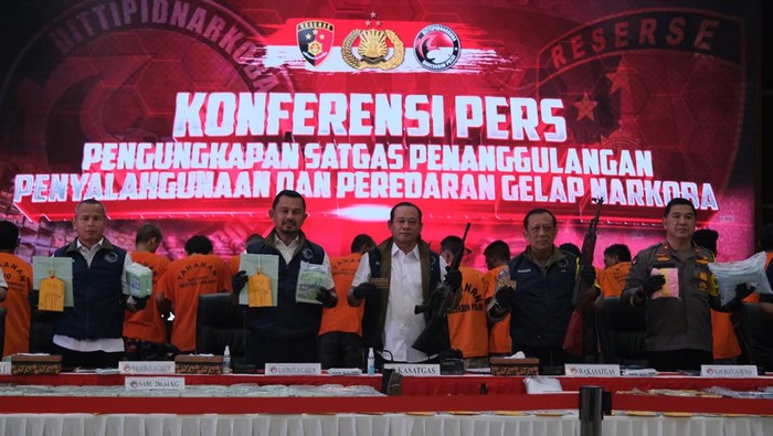 Jumpa pers Satgas Antinarkoba Polri
