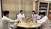 Gus Miftah juga mendukung terhadap keputusan MK yang tidak membuat norma baru, Menurutnya keputusan MK ini adalah melawan ketidakadilan karena Putusan ini adalah bagian dari aspirasi generasi muda.