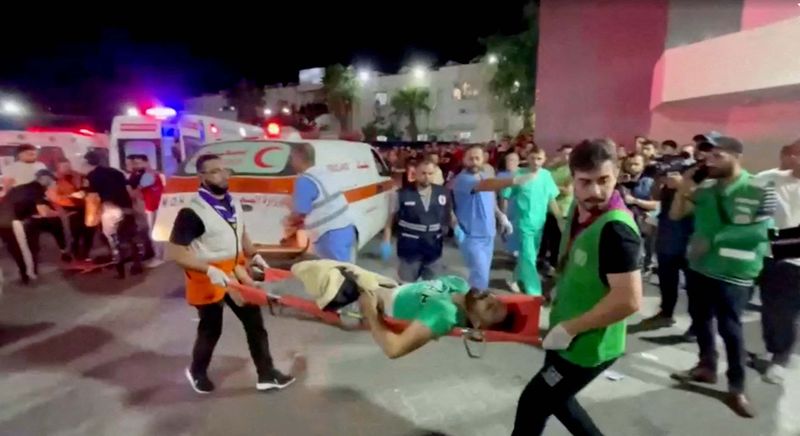 Kejam! militer Israel menyerang rumah sakit Al-Ahli Arab di Gaza, Palestina. Serangan mendadak itu disebut menewaskan 500 orang di lokasi.