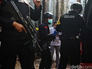 Kronologi Ledakan Diduga Bom di Jaksel Tewaskan 1 Kuli Bangunan
